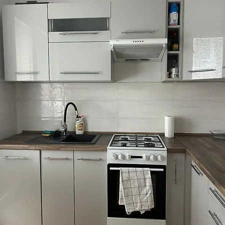 Apartment Your 24 With Parking Košice